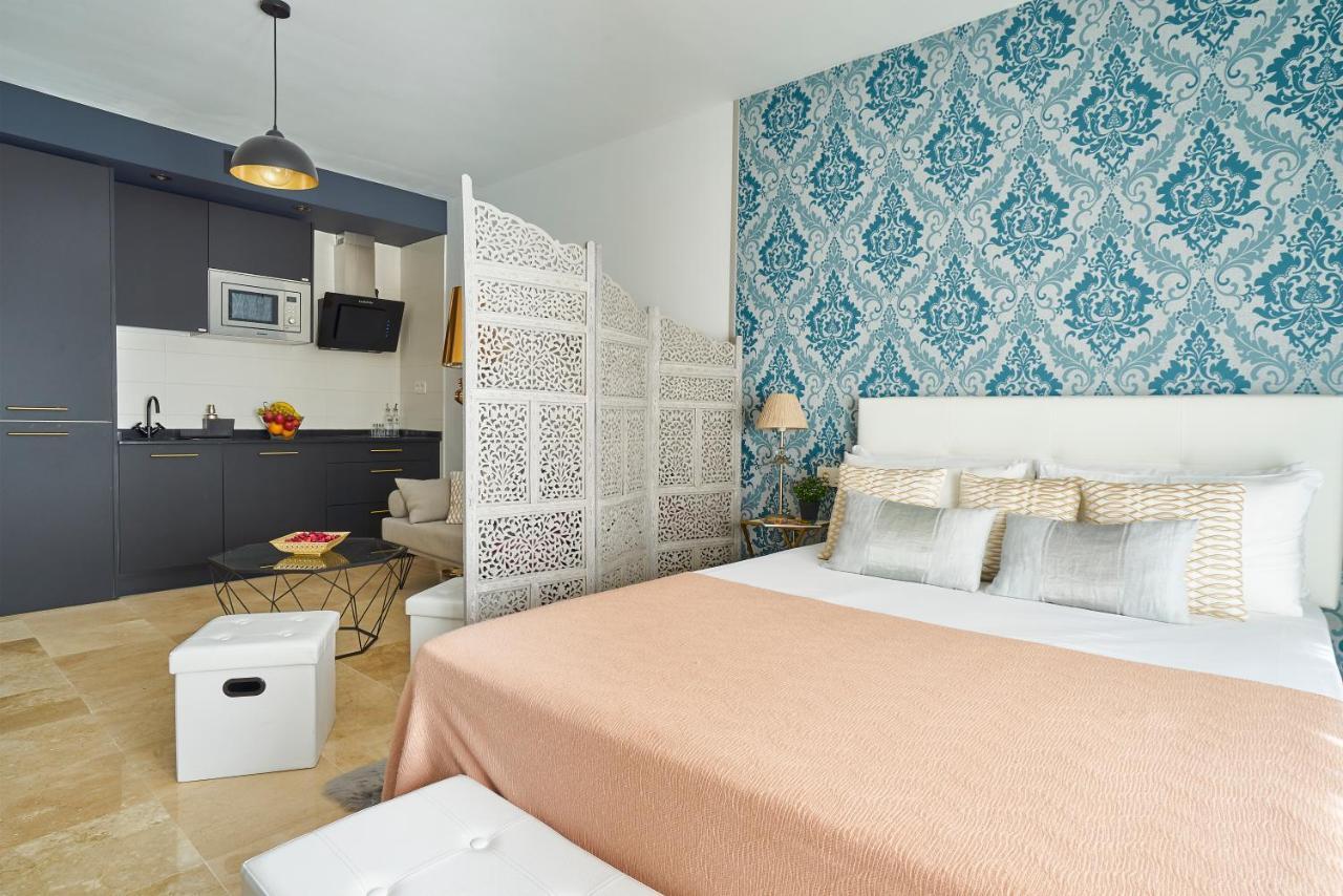 Studio Deluxe With Shared Roof Terrace Malaga Exterior photo